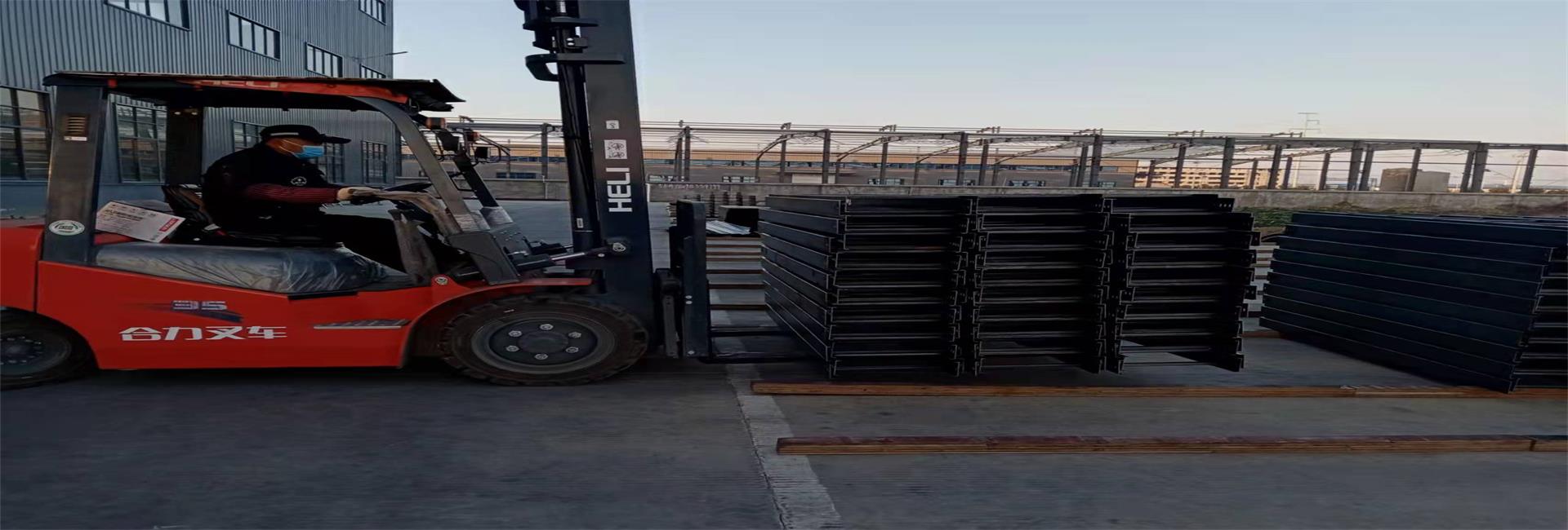 伊特納專注橋架生產和加工熱鍍鋅產品